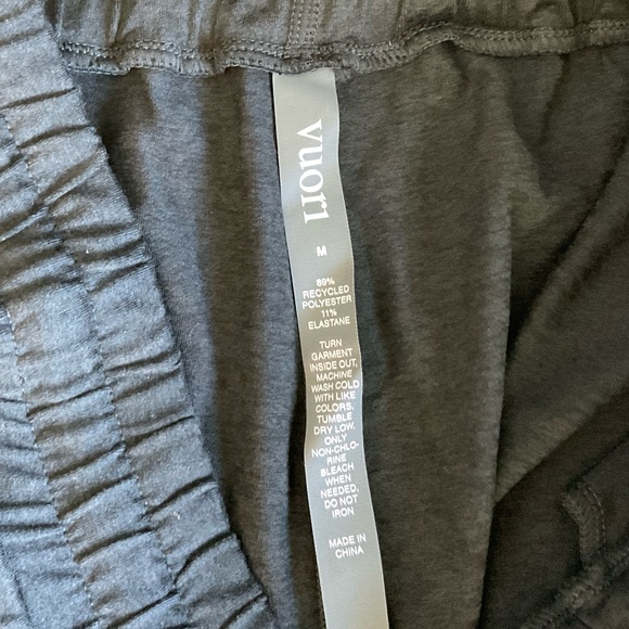 Women’s Vuori Halo Performance Shorts ~ Size Medium ~ NWT - Picture 7 of 8